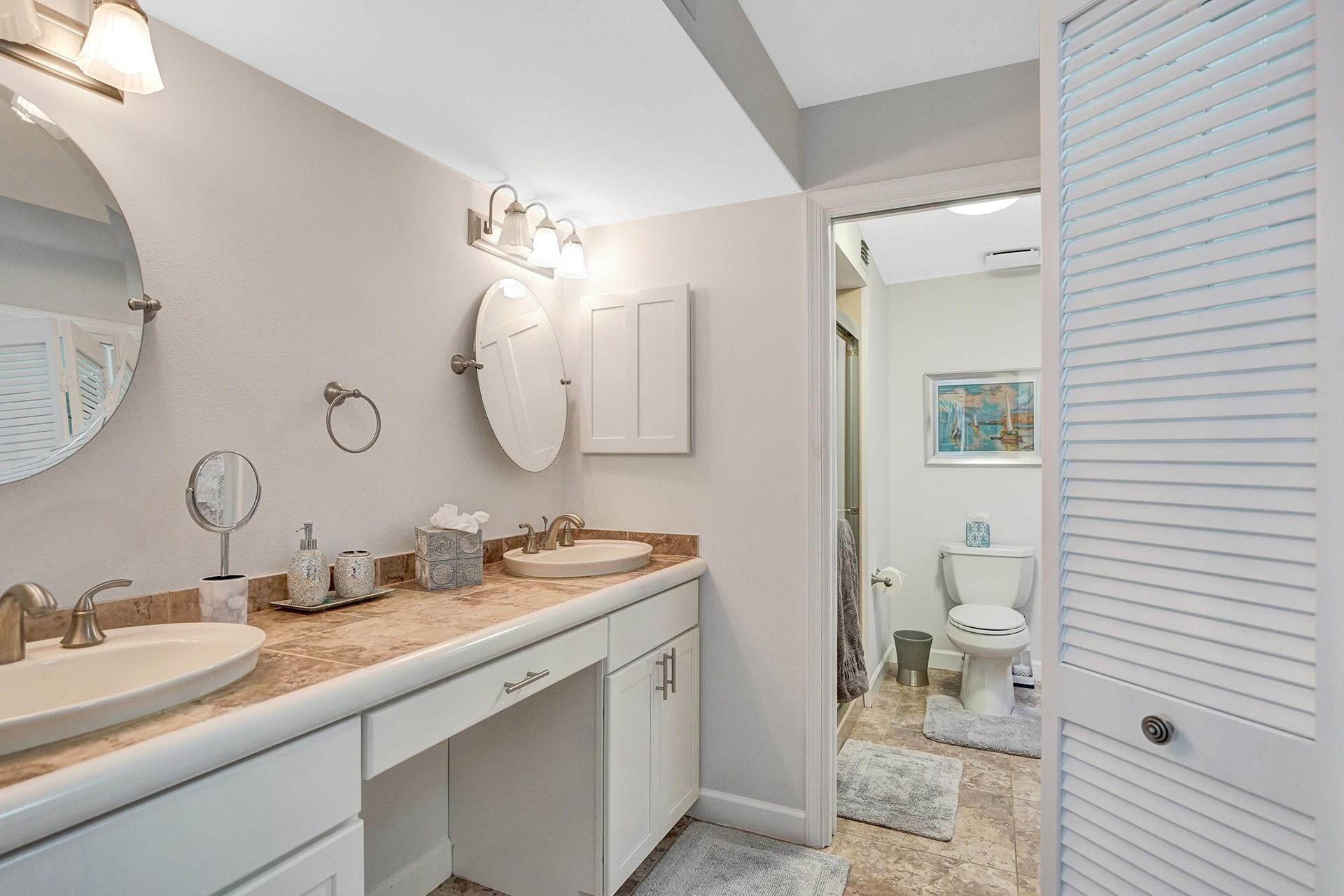 702 Saint Albans Drive 702