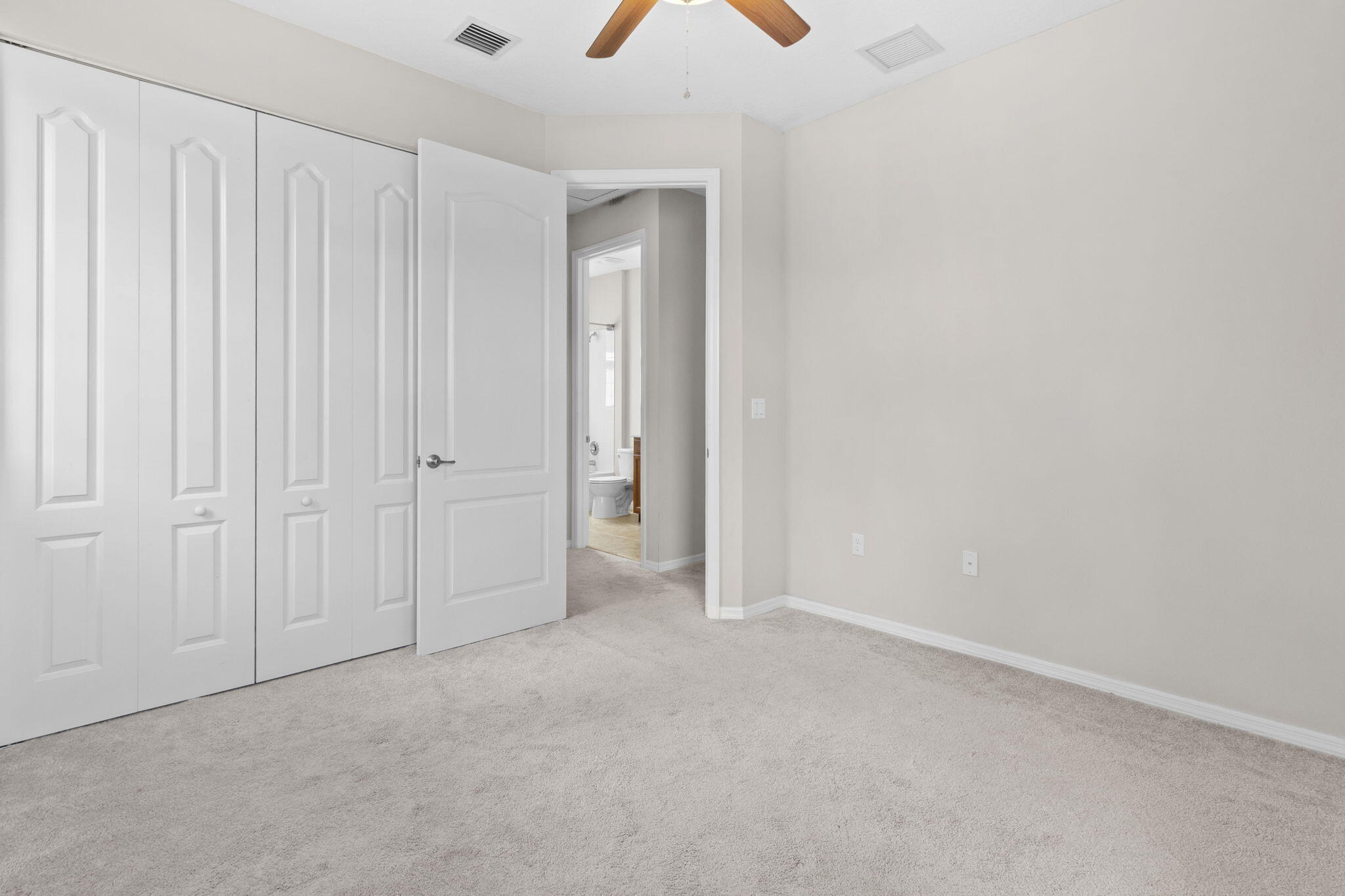 5319 Falcon Trail