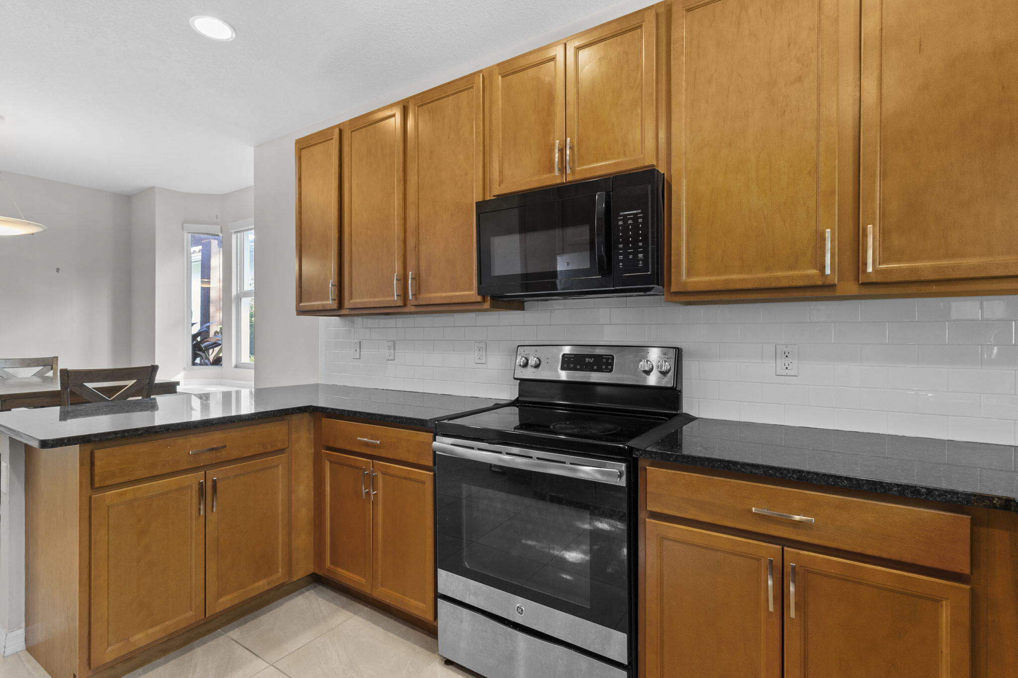5319 Falcon Trail