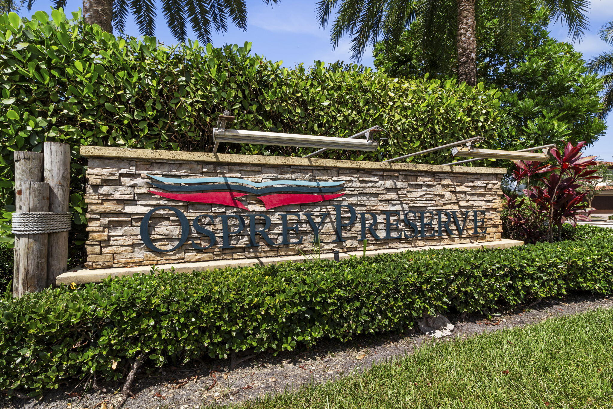 5319 Falcon Trail