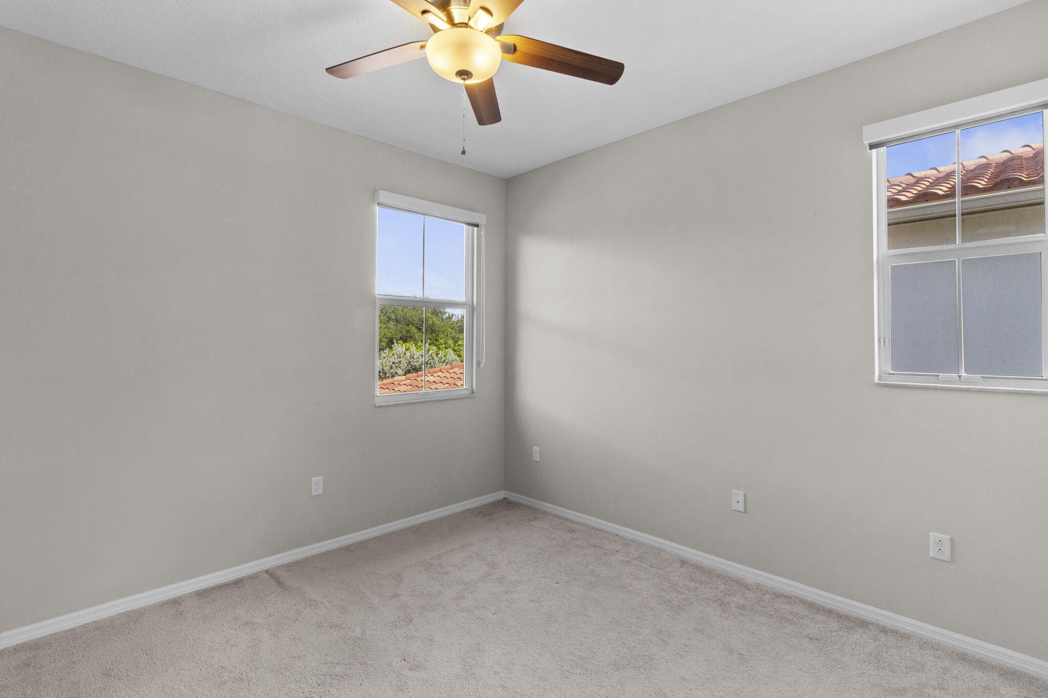 5319 Falcon Trail