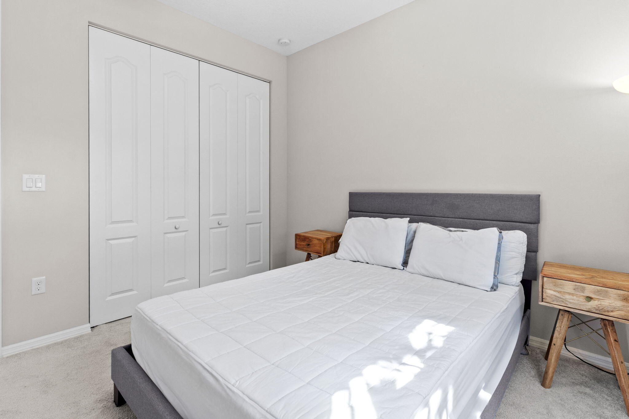 5319 Falcon Trail