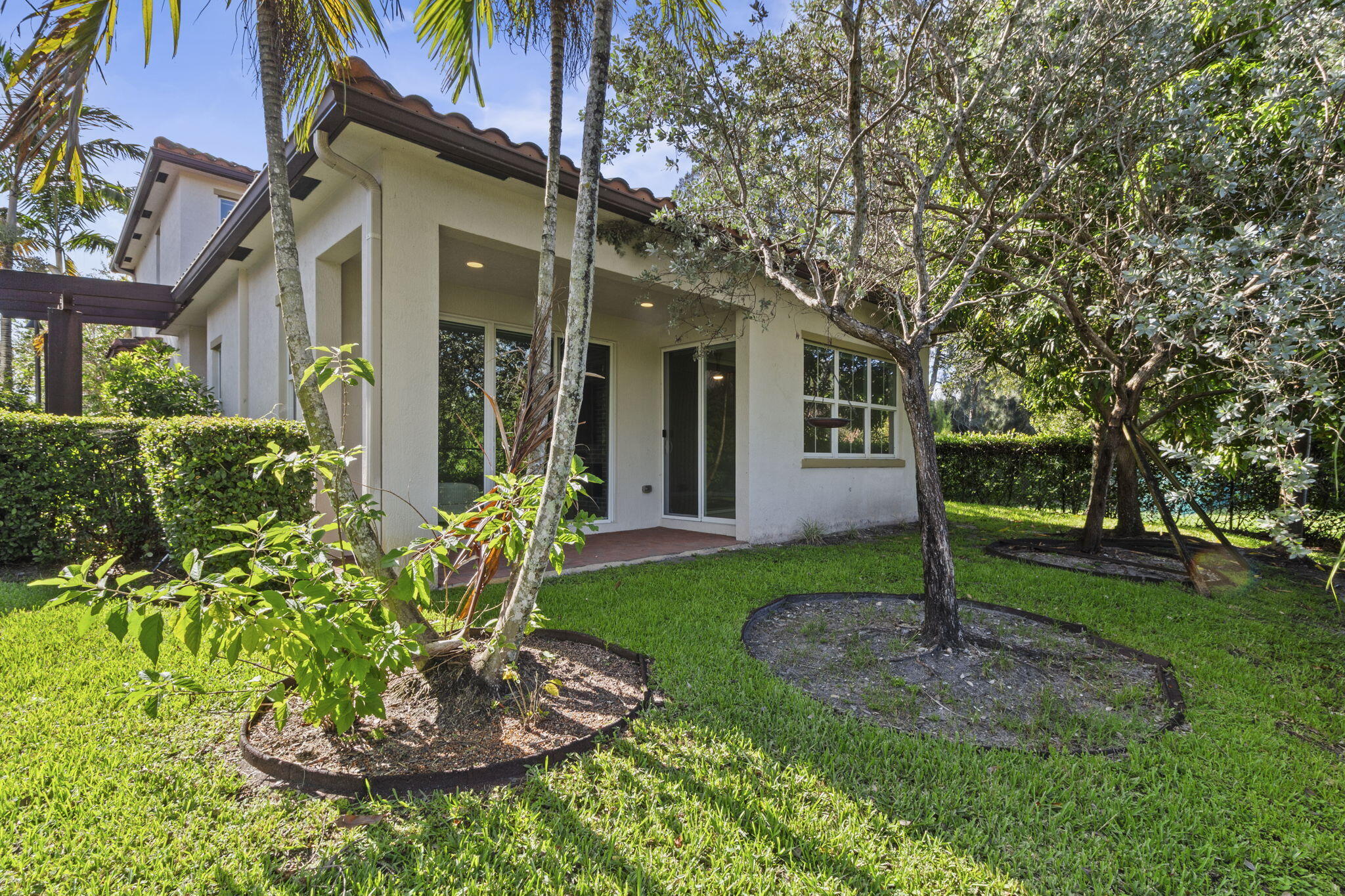 5319 Falcon Trail
