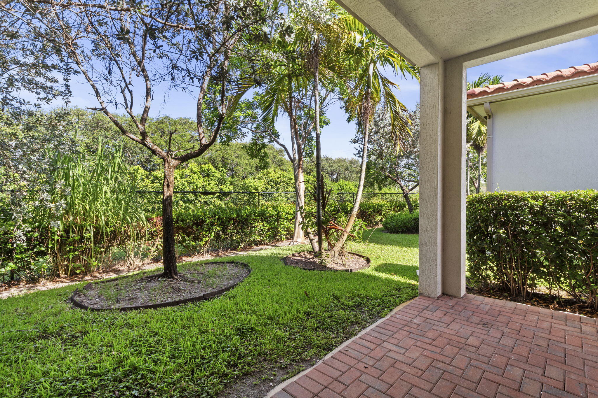 5319 Falcon Trail