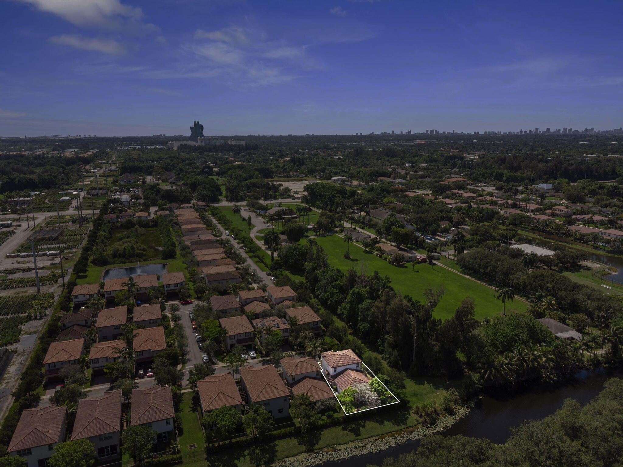 5319 Falcon Trail
