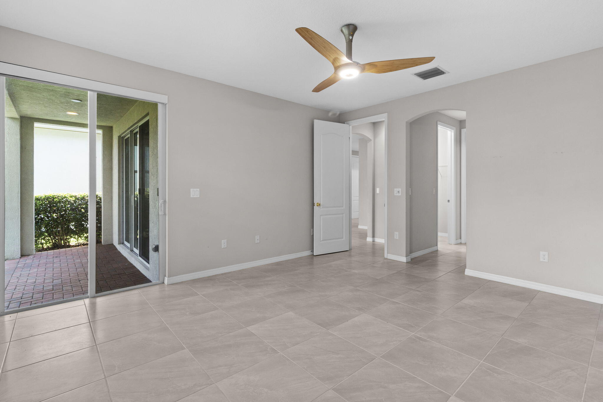 5319 Falcon Trail
