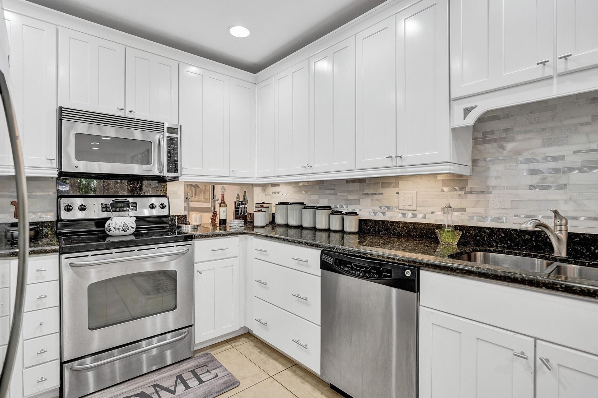 702 Saint Albans Drive 702