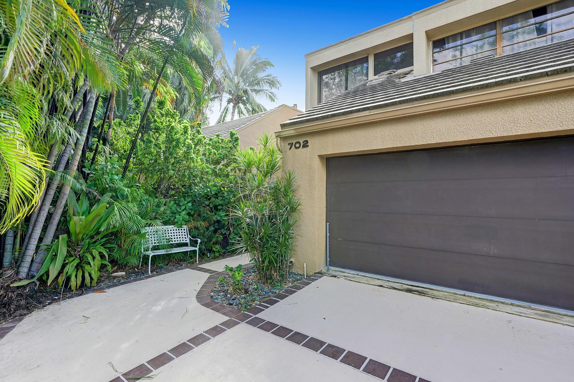 702 Saint Albans Drive 702