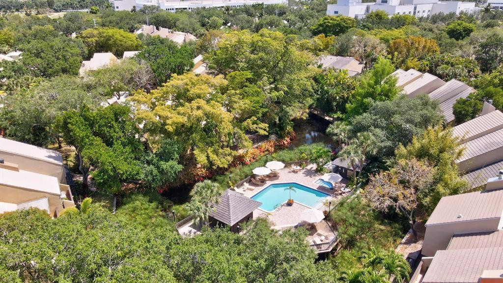 702 Saint Albans Drive 702