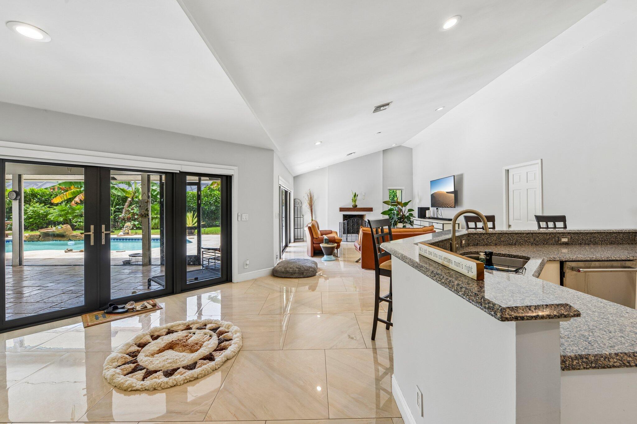 3090 EQUESTRIAN Drive