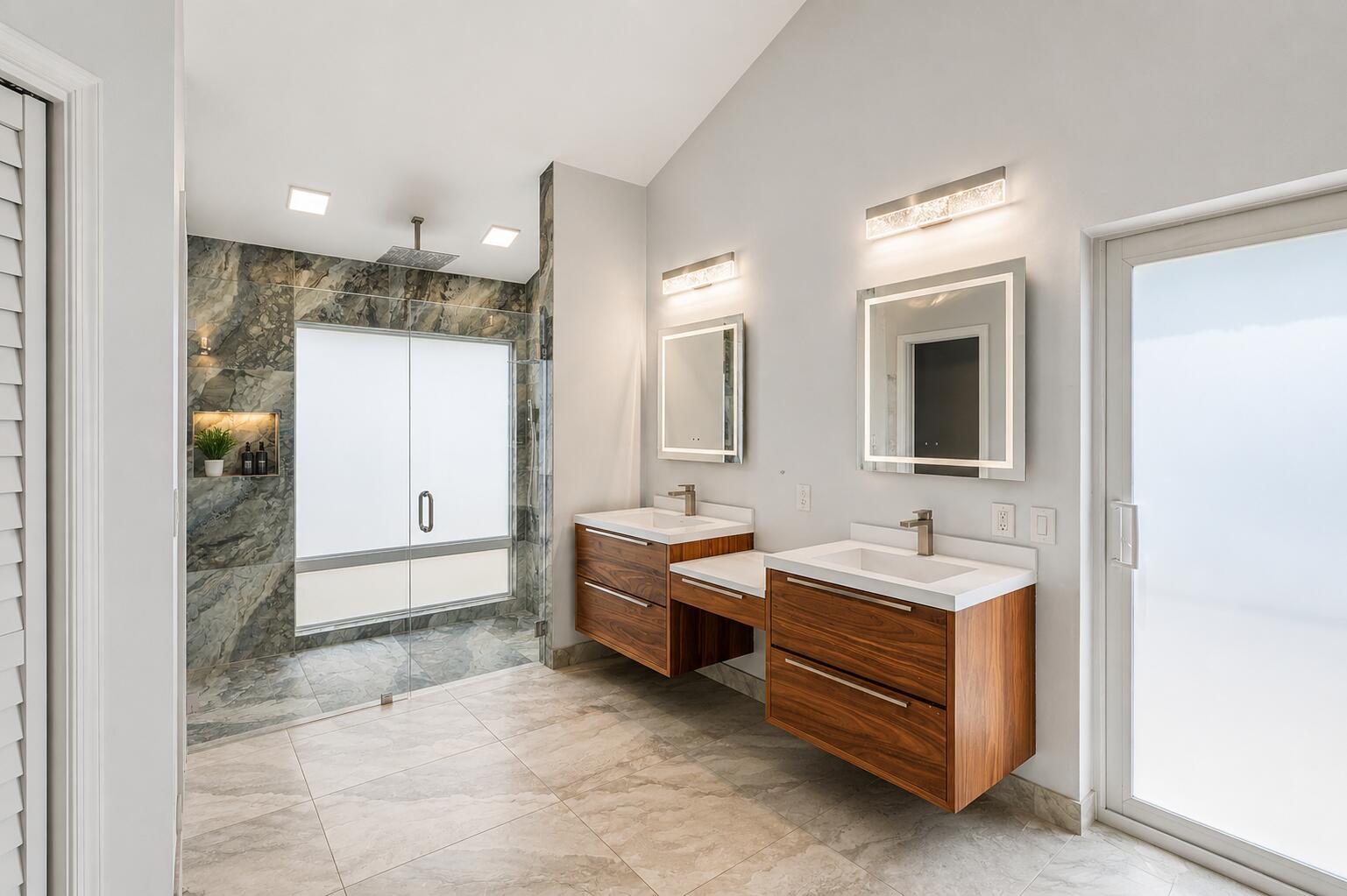 3090 EQUESTRIAN Drive