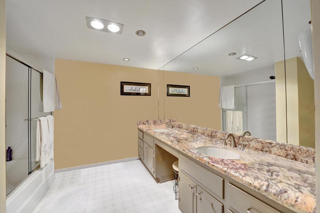4300 N Ocean Boulevard 9H