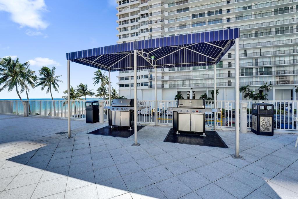 4300 N Ocean Boulevard 9H