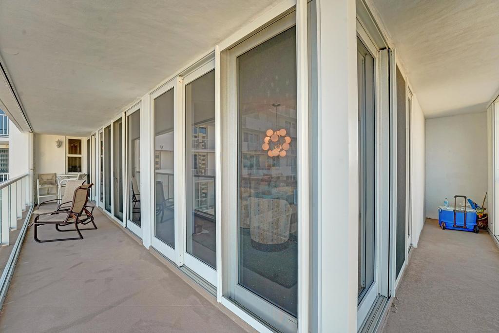 4300 N Ocean Boulevard 9H