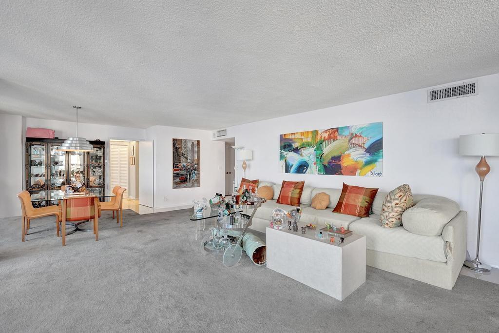 4300 N Ocean Boulevard 9H