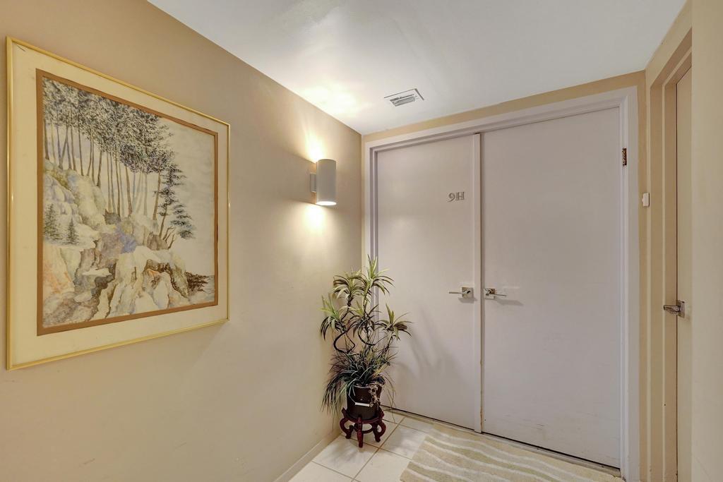 4300 N Ocean Boulevard 9H