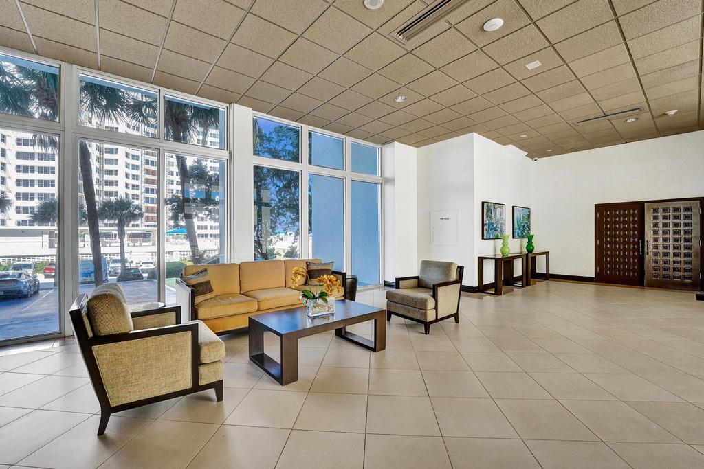 4300 N Ocean Boulevard 9H