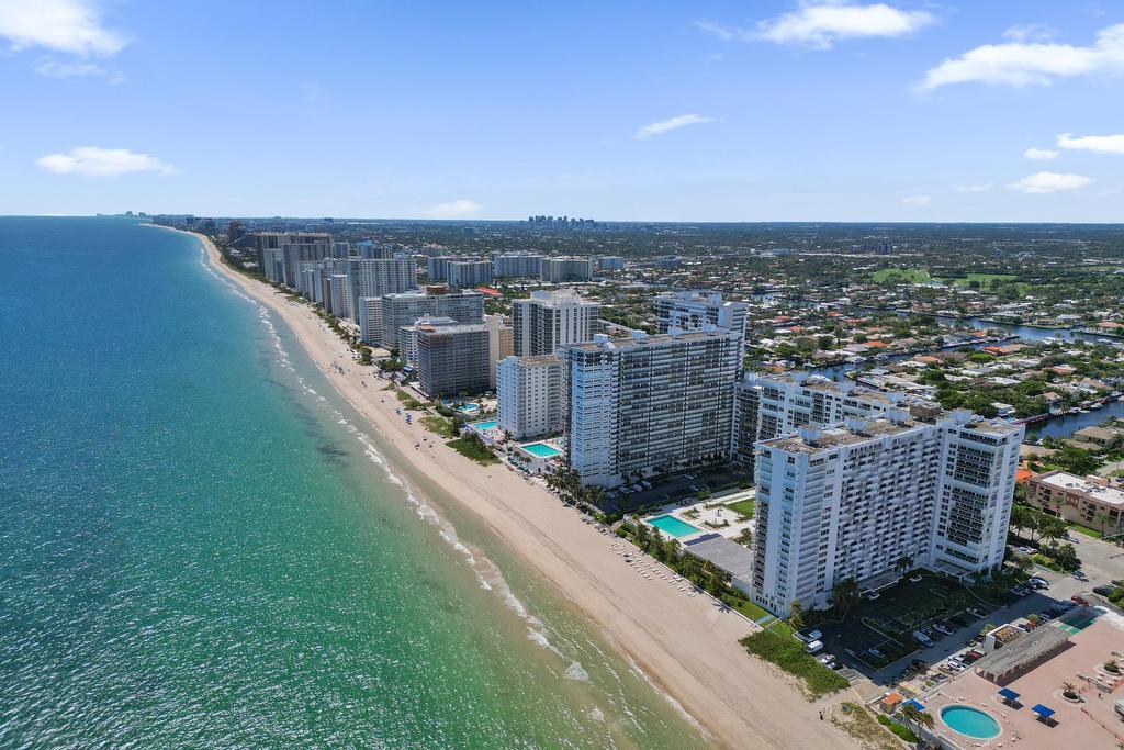 4300 N Ocean Boulevard 9H