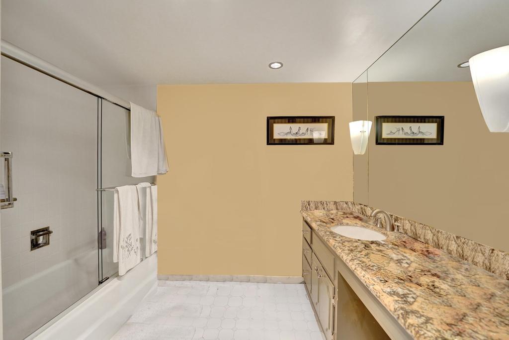 4300 N Ocean Boulevard 9H
