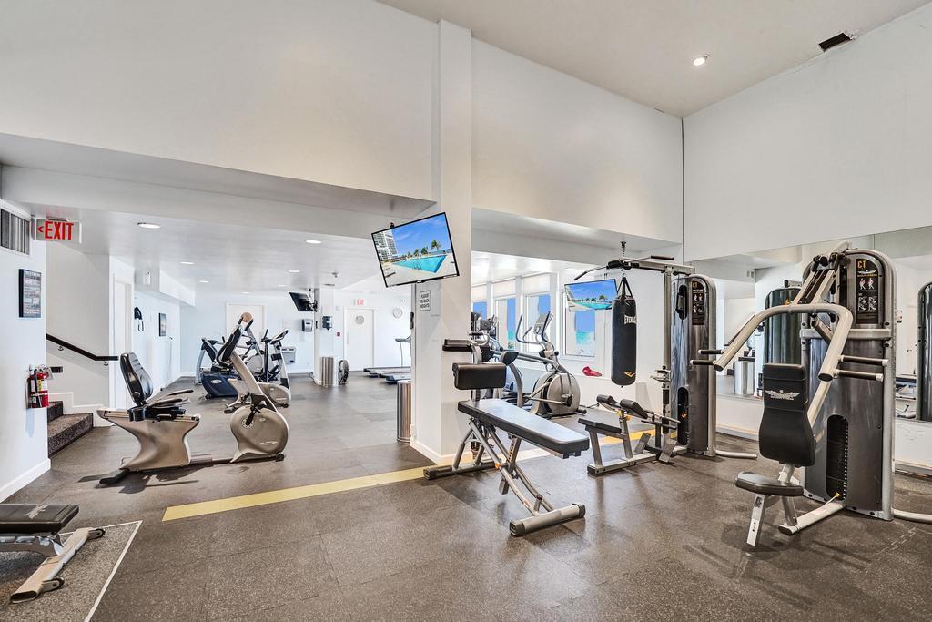 4300 N Ocean Boulevard 9H