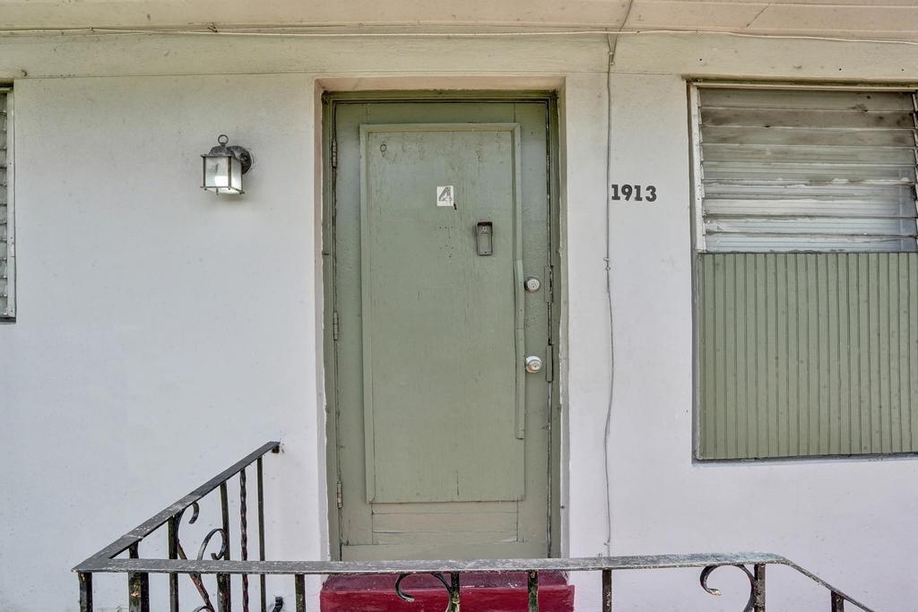 1913 Taylor Street