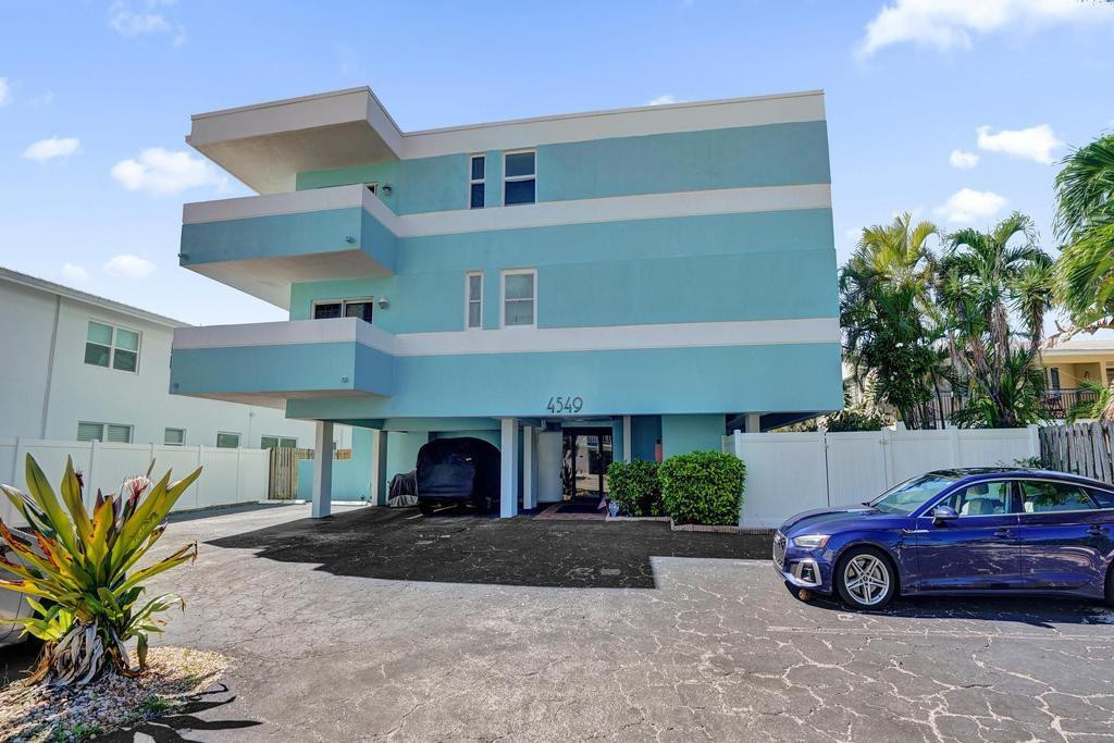4549 N Ocean Drive 1, Lauderdale-By-The-Sea Unit: 1