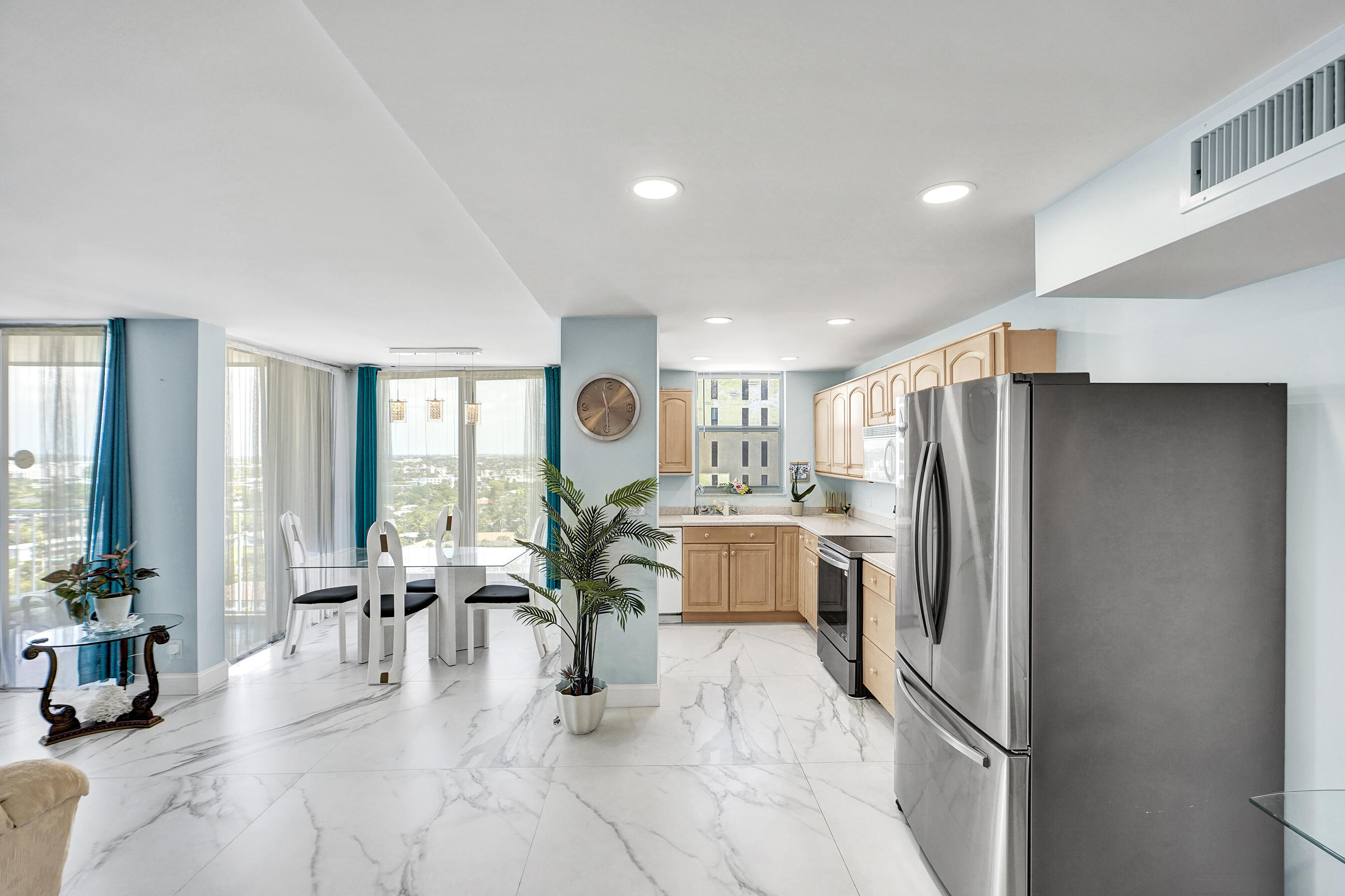 1010 S OCEAN Boulevard 1609