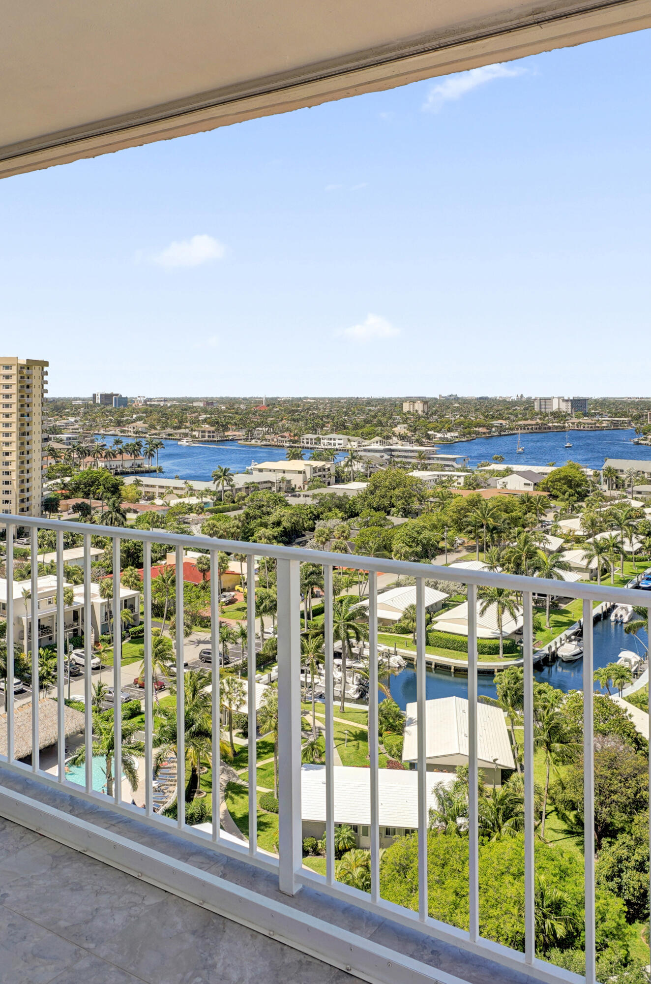 1010 S OCEAN Boulevard 1609