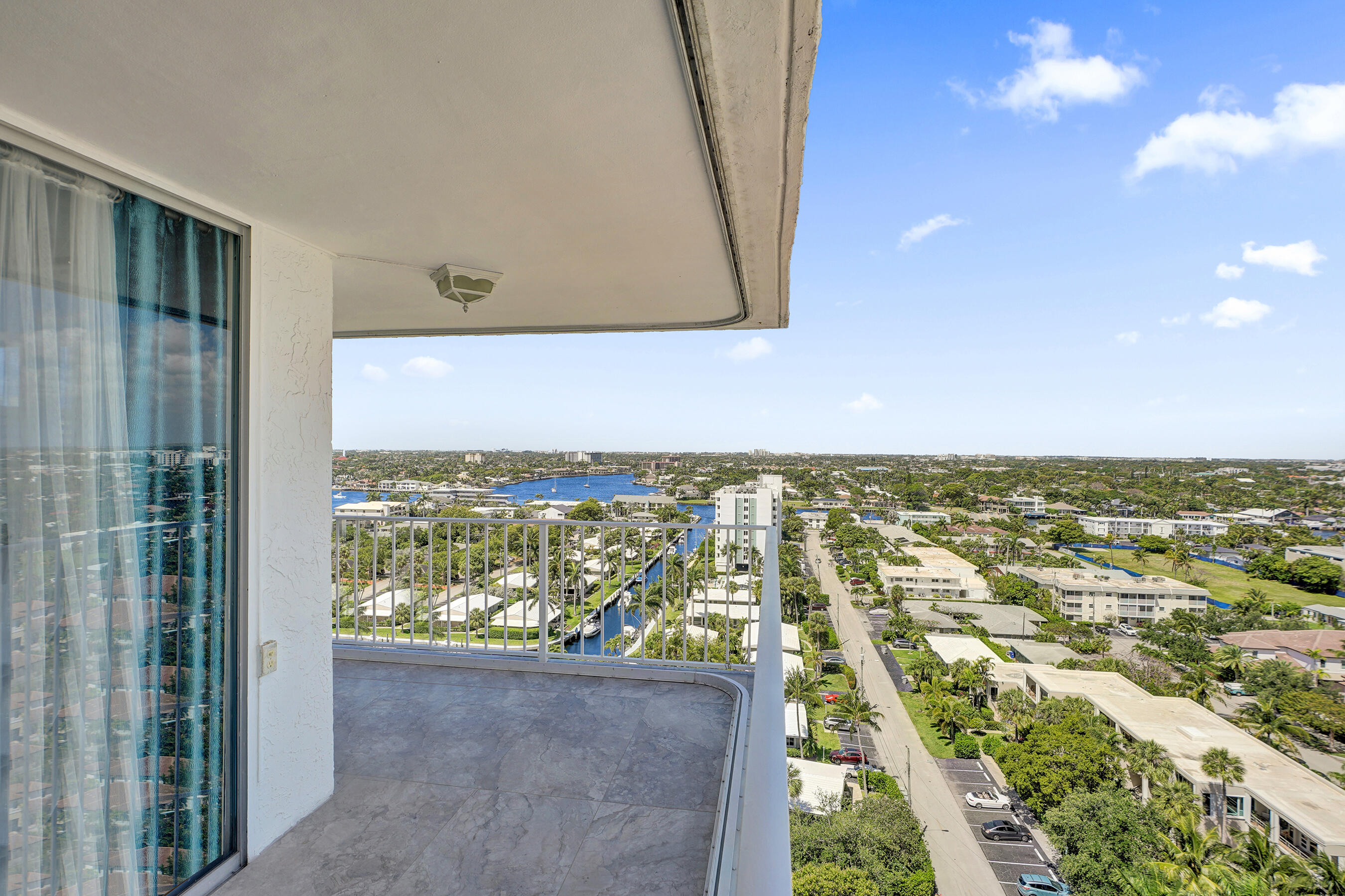 1010 S OCEAN Boulevard 1609