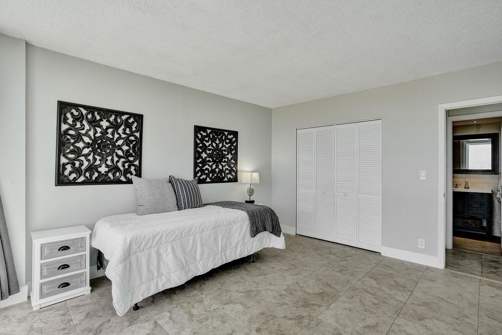 2715 N OCEAN Boulevard 6C