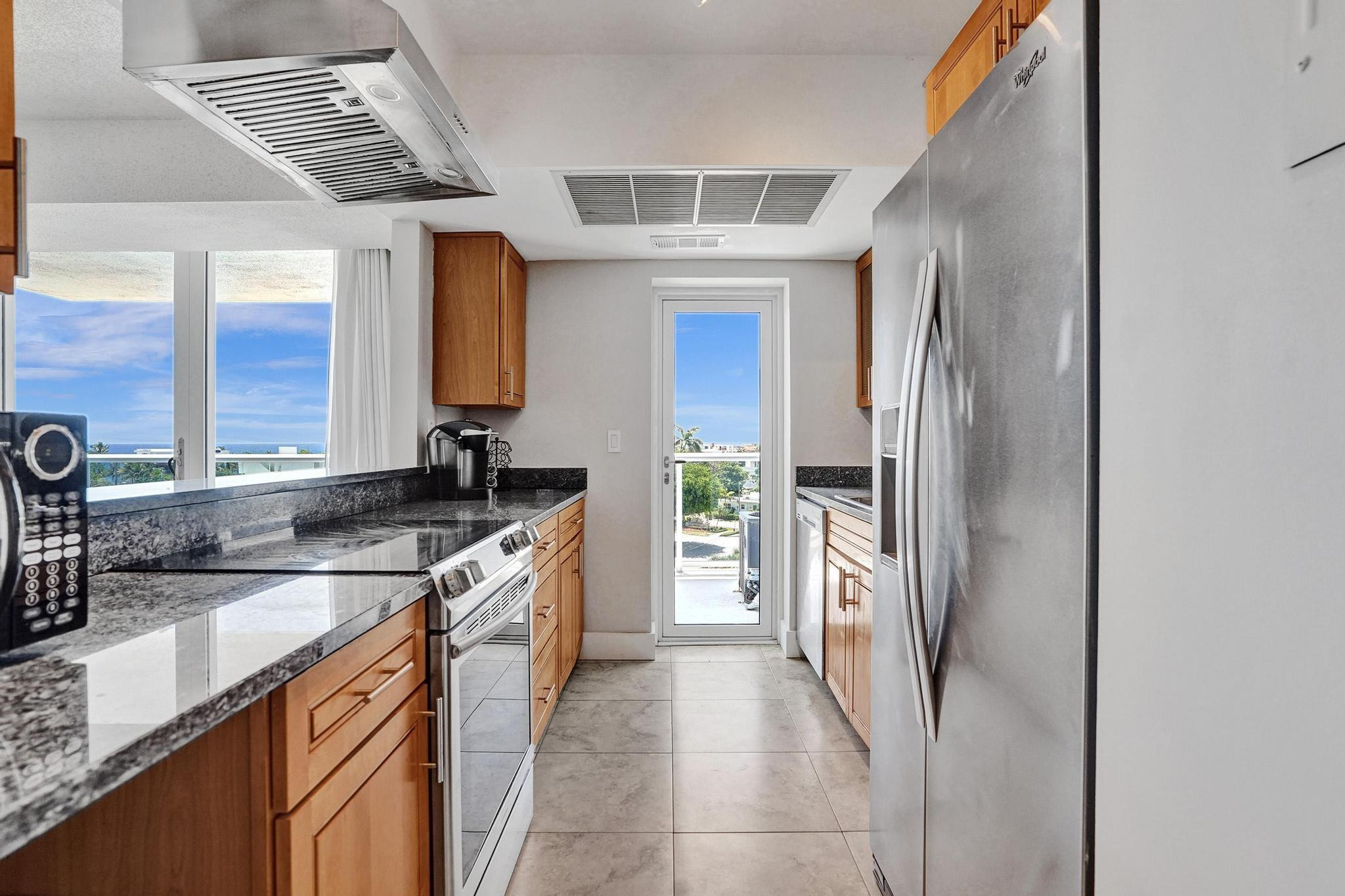 2715 N OCEAN Boulevard 6C