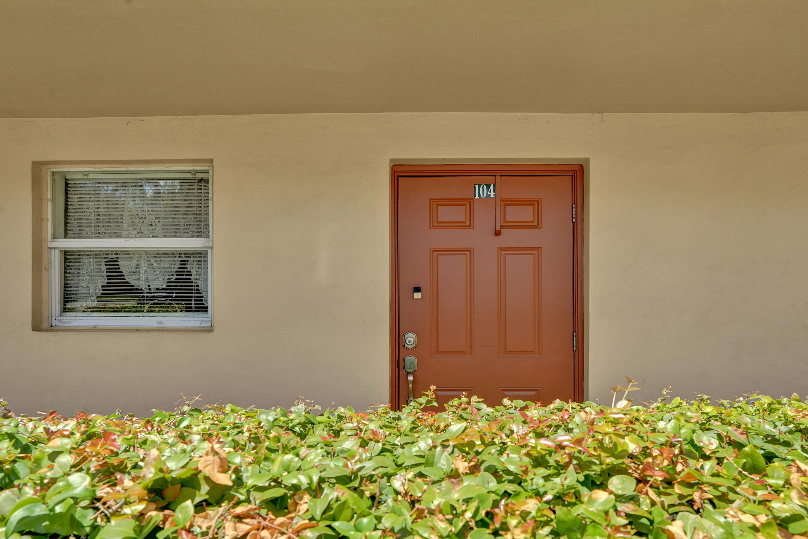 2651 Sunrise Lakes Drive E Unit: 104