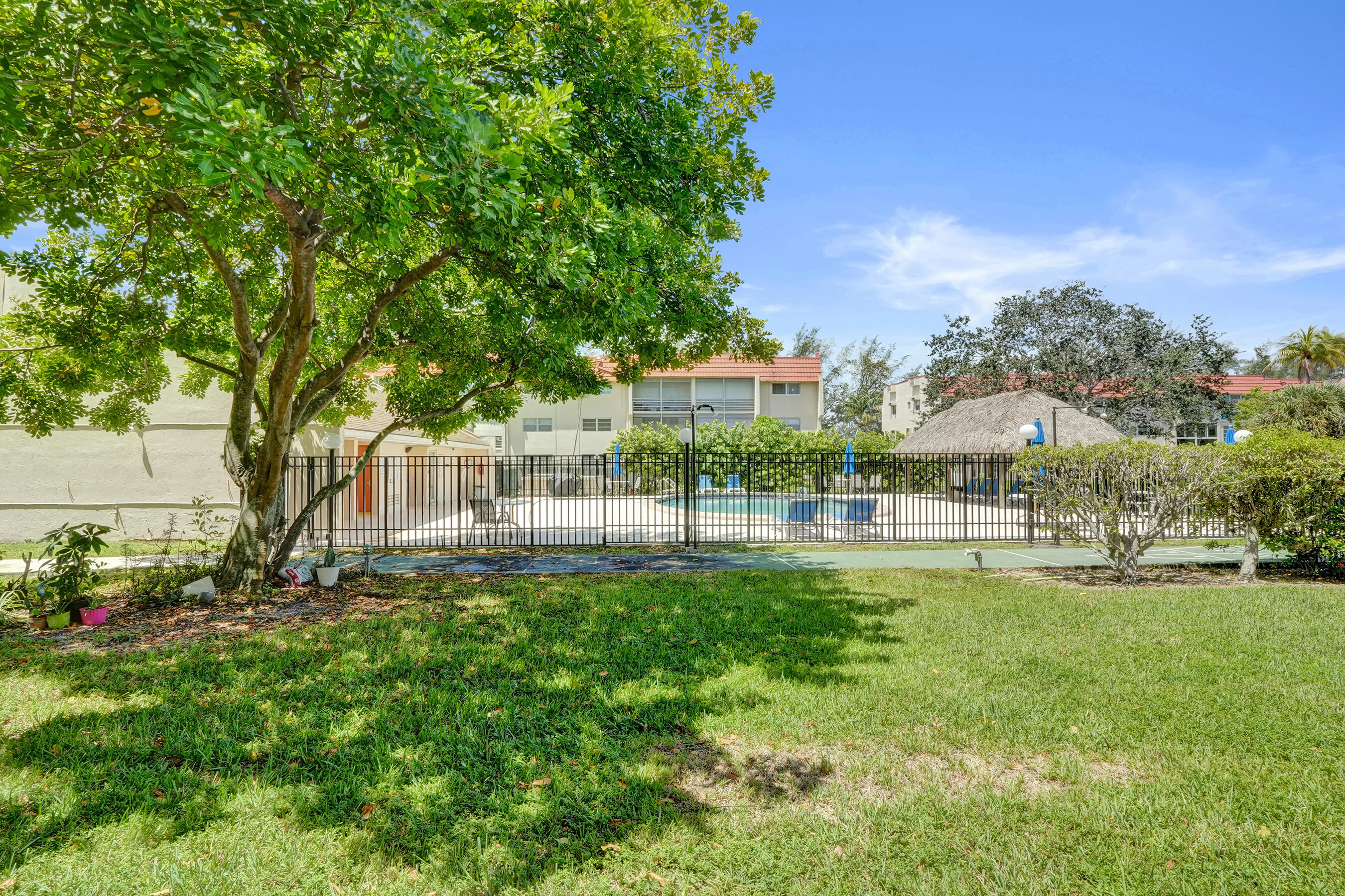 2651 Sunrise Lakes Drive E Unit: 104