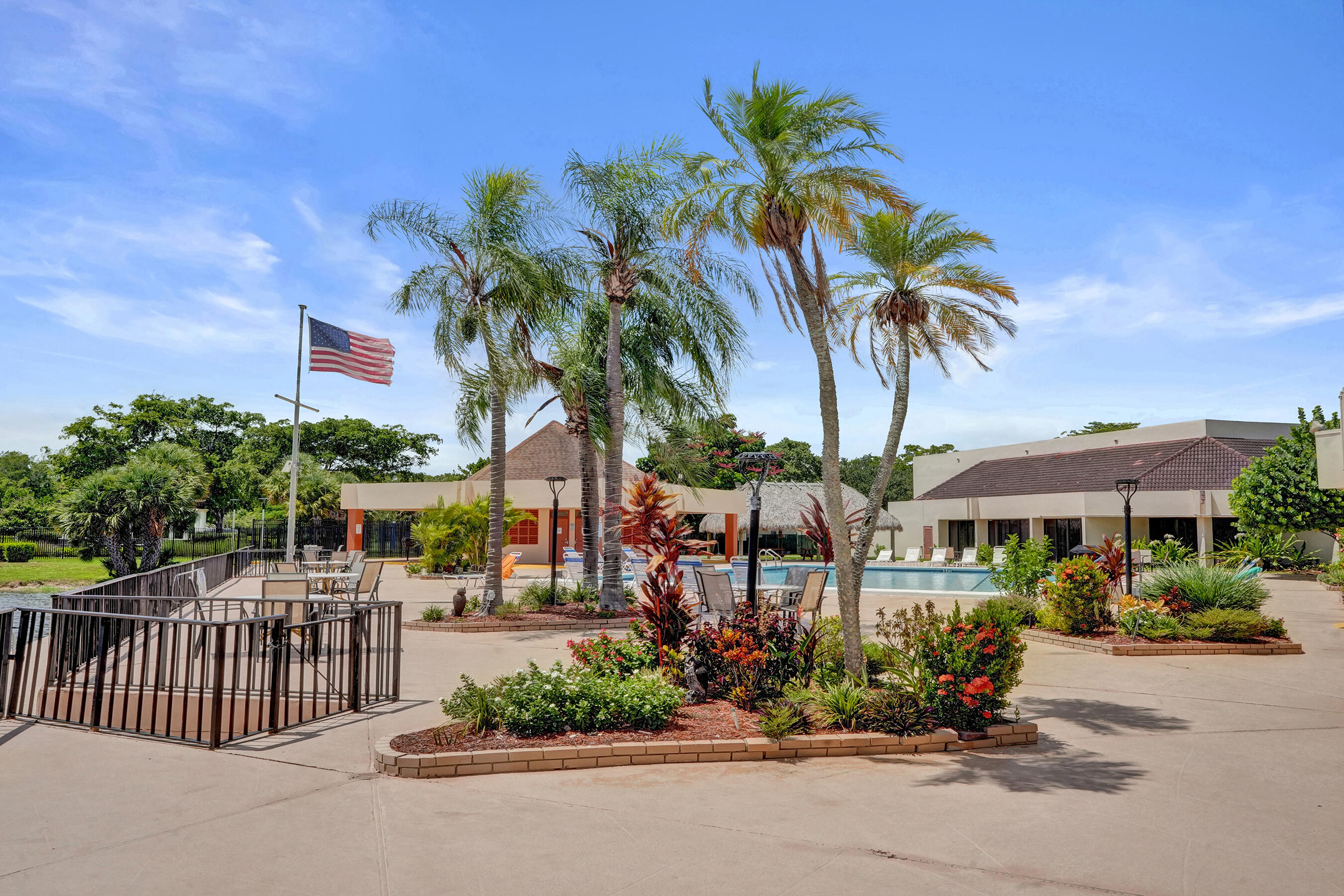 2651 Sunrise Lakes Drive E Unit: 104