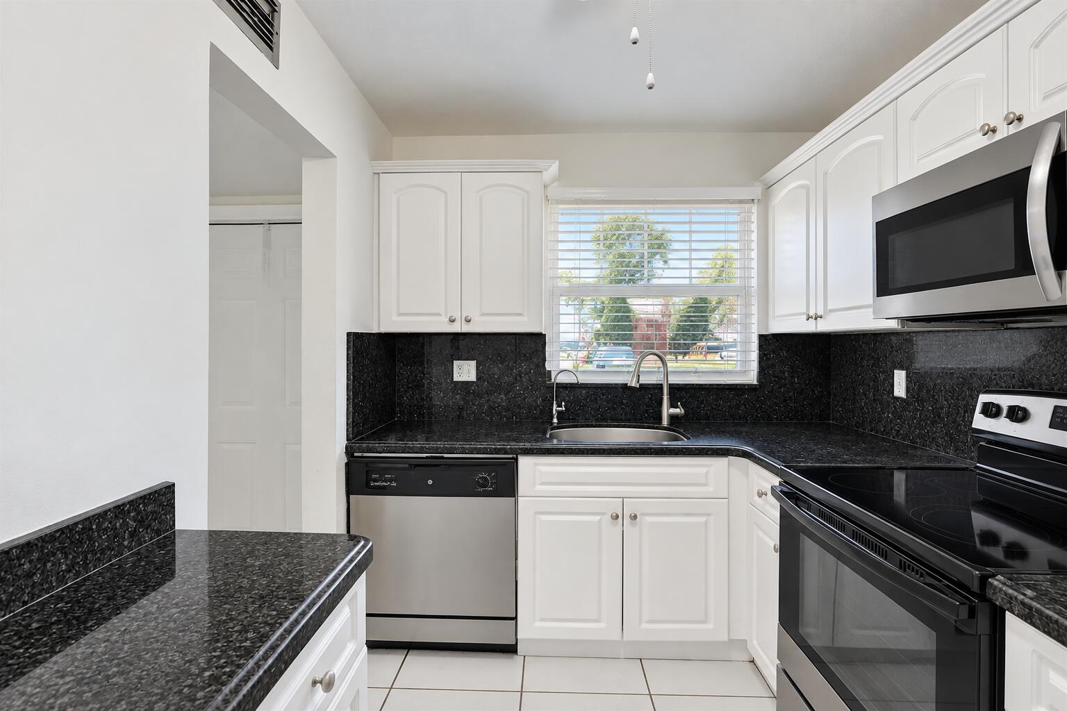 2651 Sunrise Lakes Drive E Unit: 104