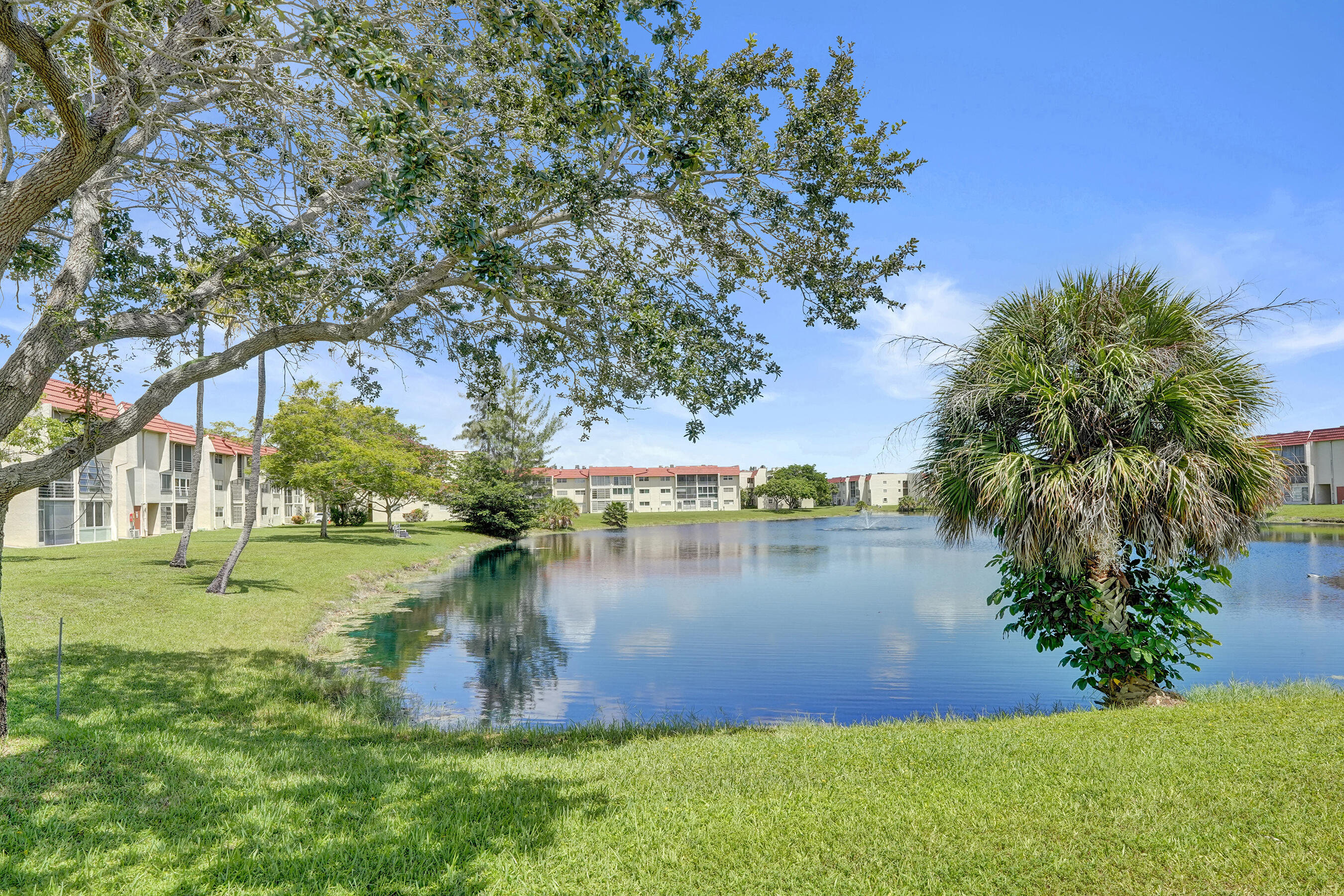 2651 Sunrise Lakes Drive E Unit: 104