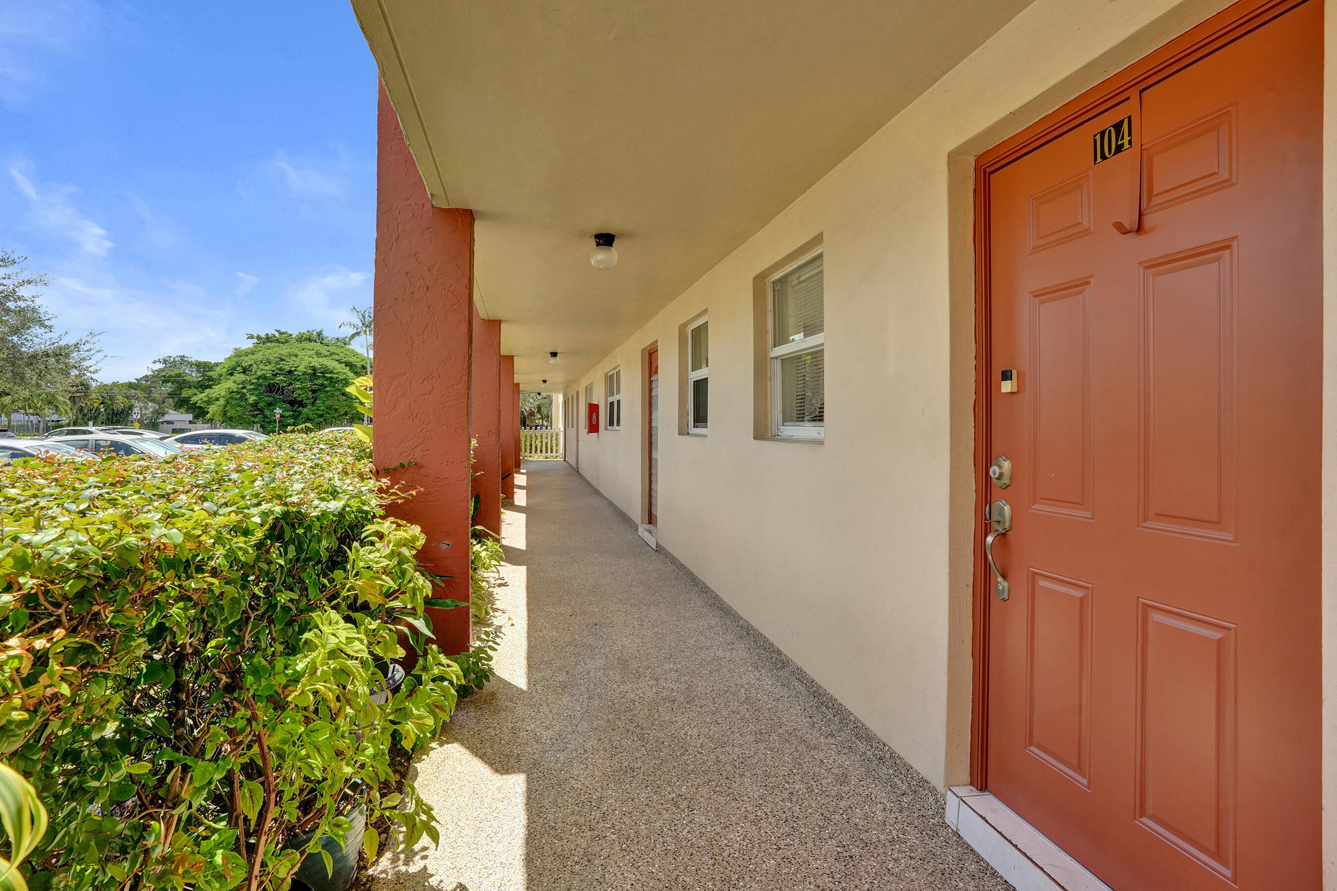 2651 Sunrise Lakes Drive E Unit: 104