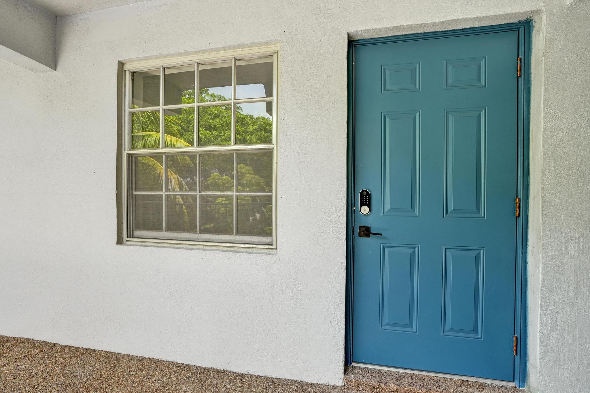 1407 NE 56TH Street 309