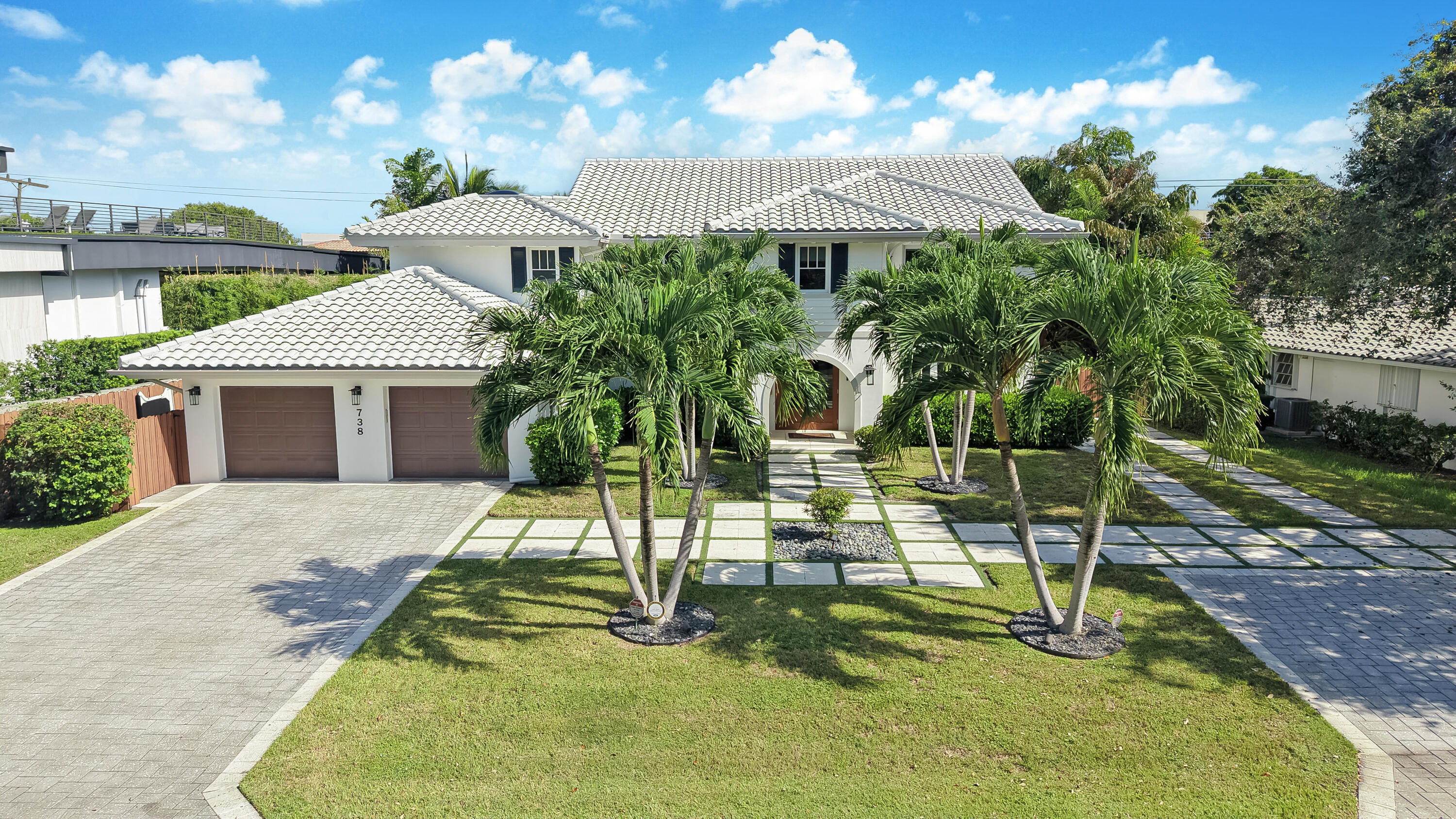 738 Middle River Drive Fort Lauderdale Fl Us 33304 B26073767