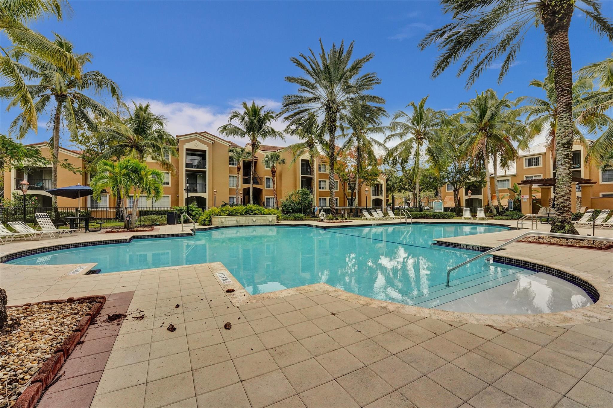 7940 N NOB HILL Road 304