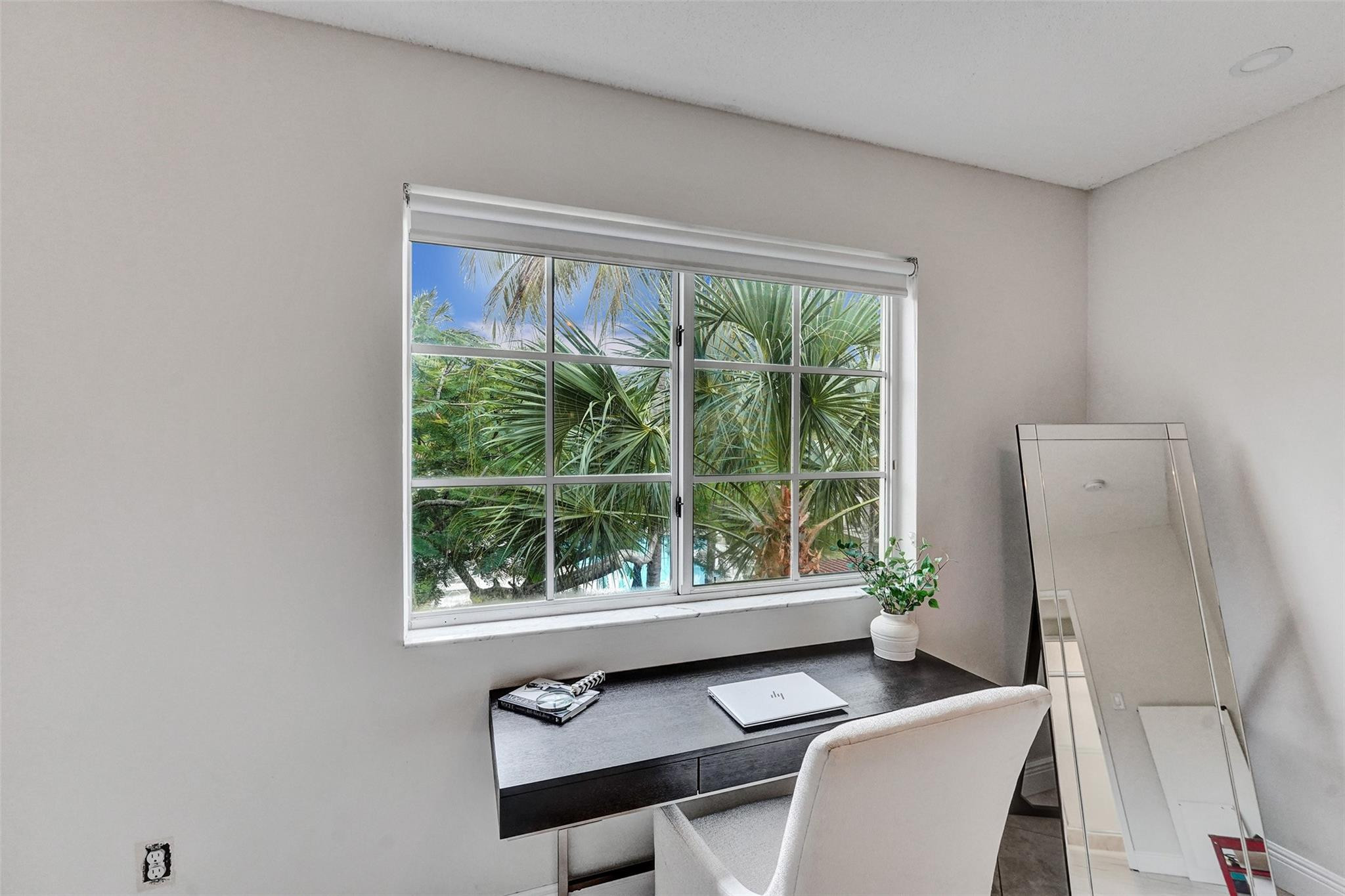 7940 N NOB HILL Road 304