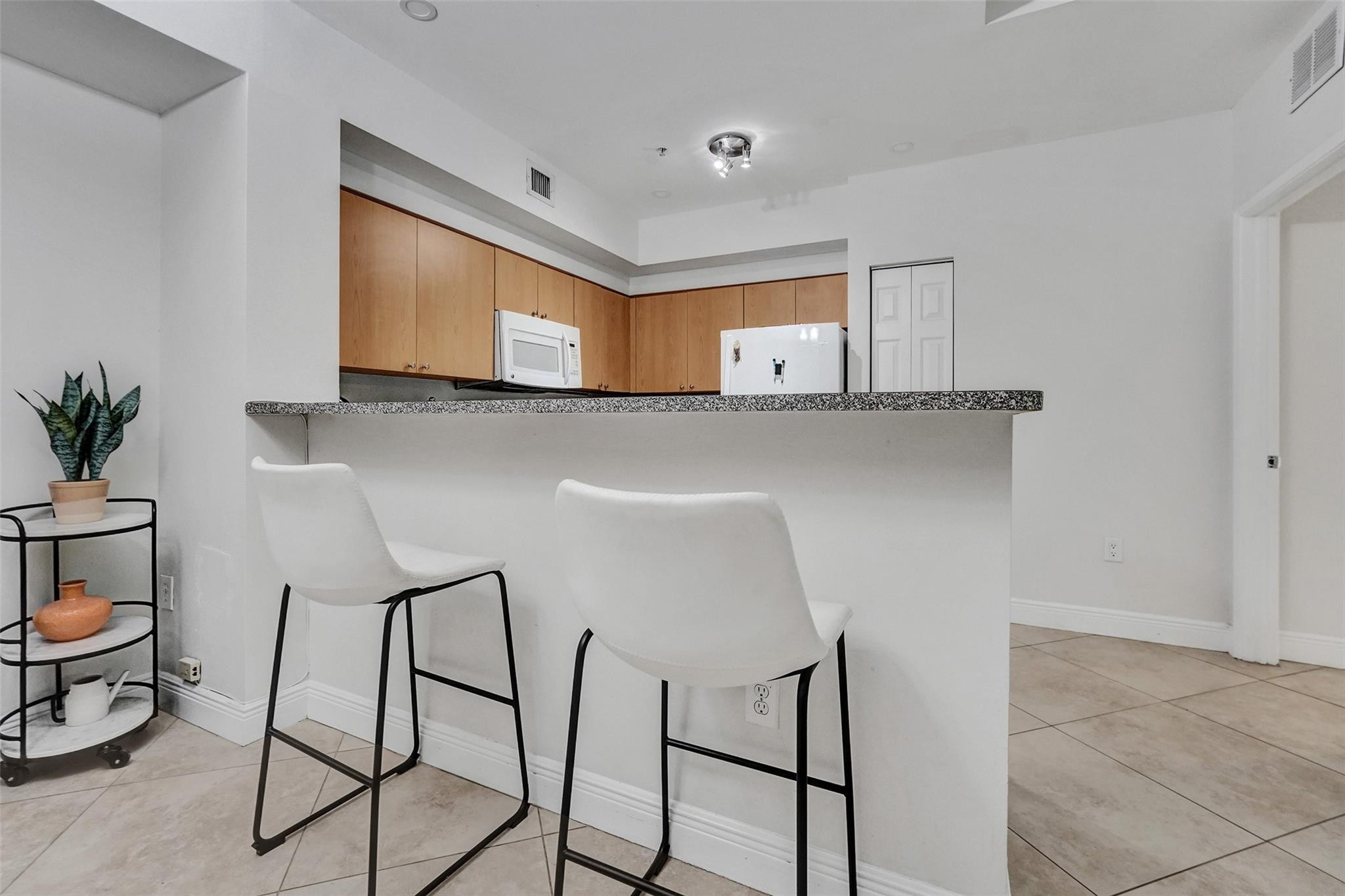 7940 N NOB HILL Road 304