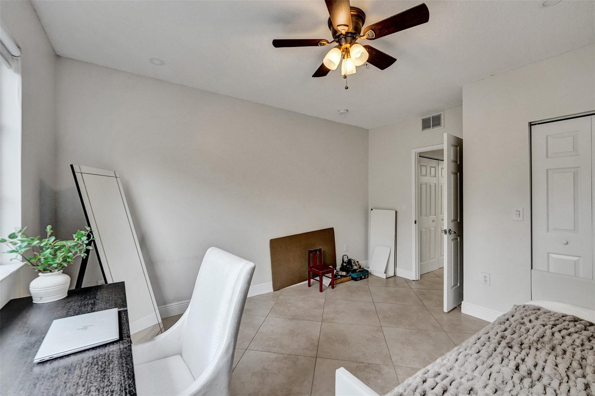 7940 N NOB HILL Road 304