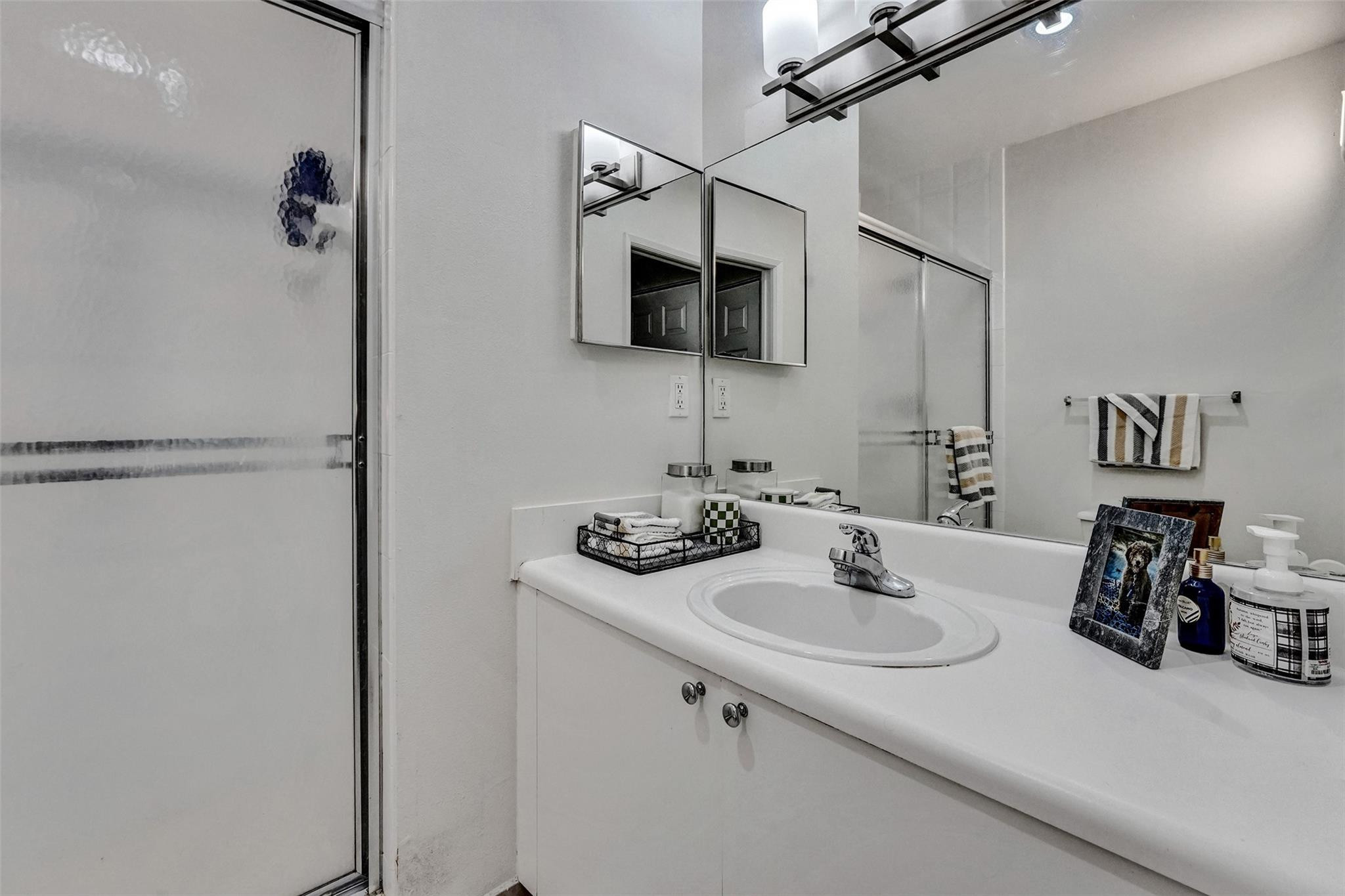 7940 N NOB HILL Road 304