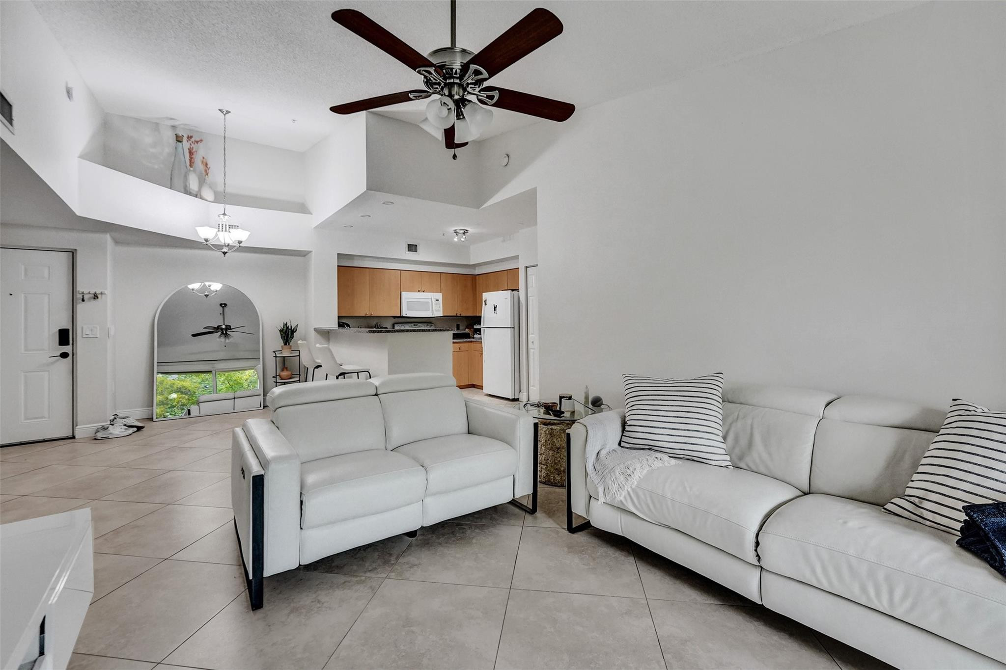 7940 N NOB HILL Road 304
