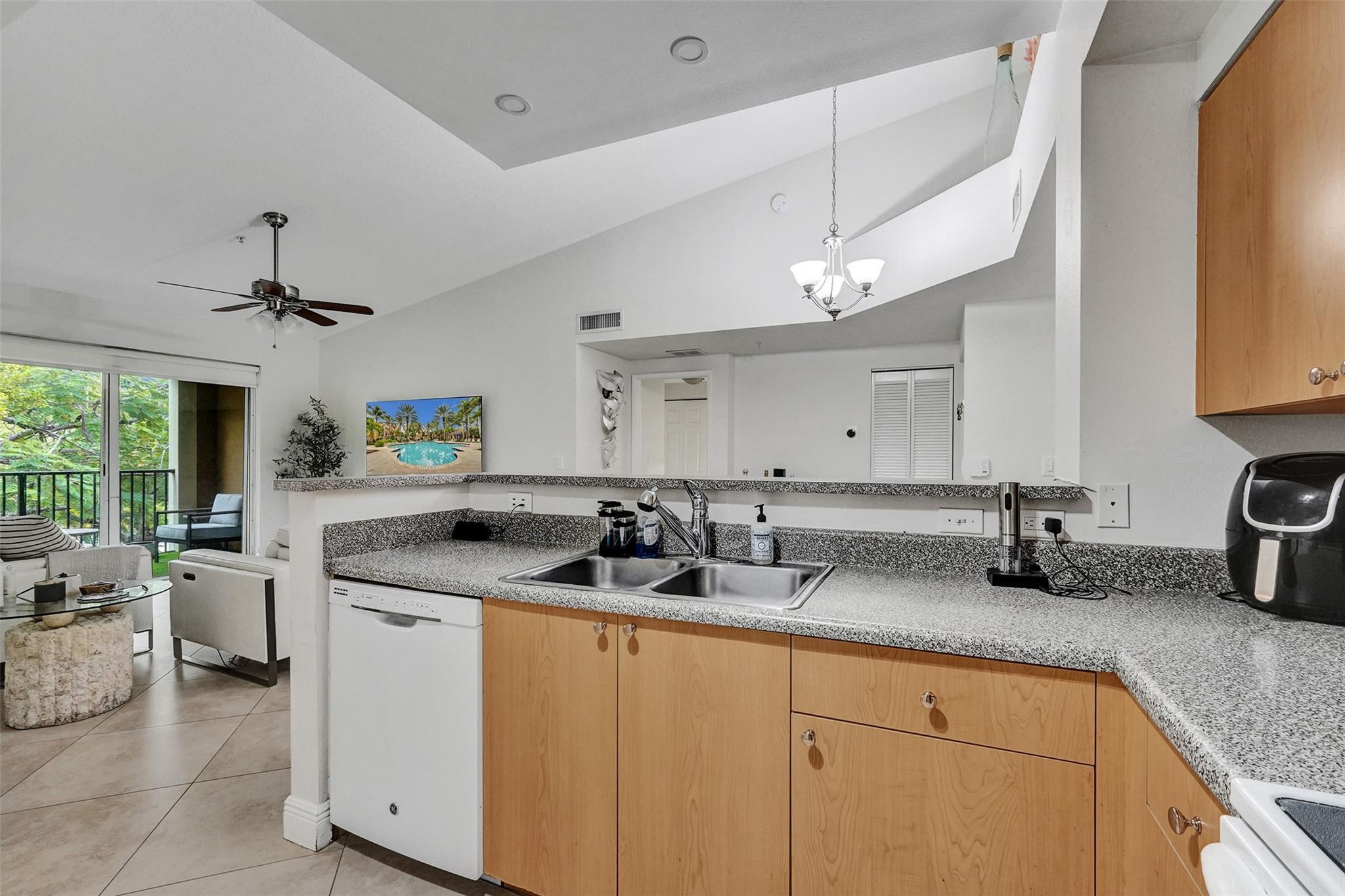 7940 N NOB HILL Road 304
