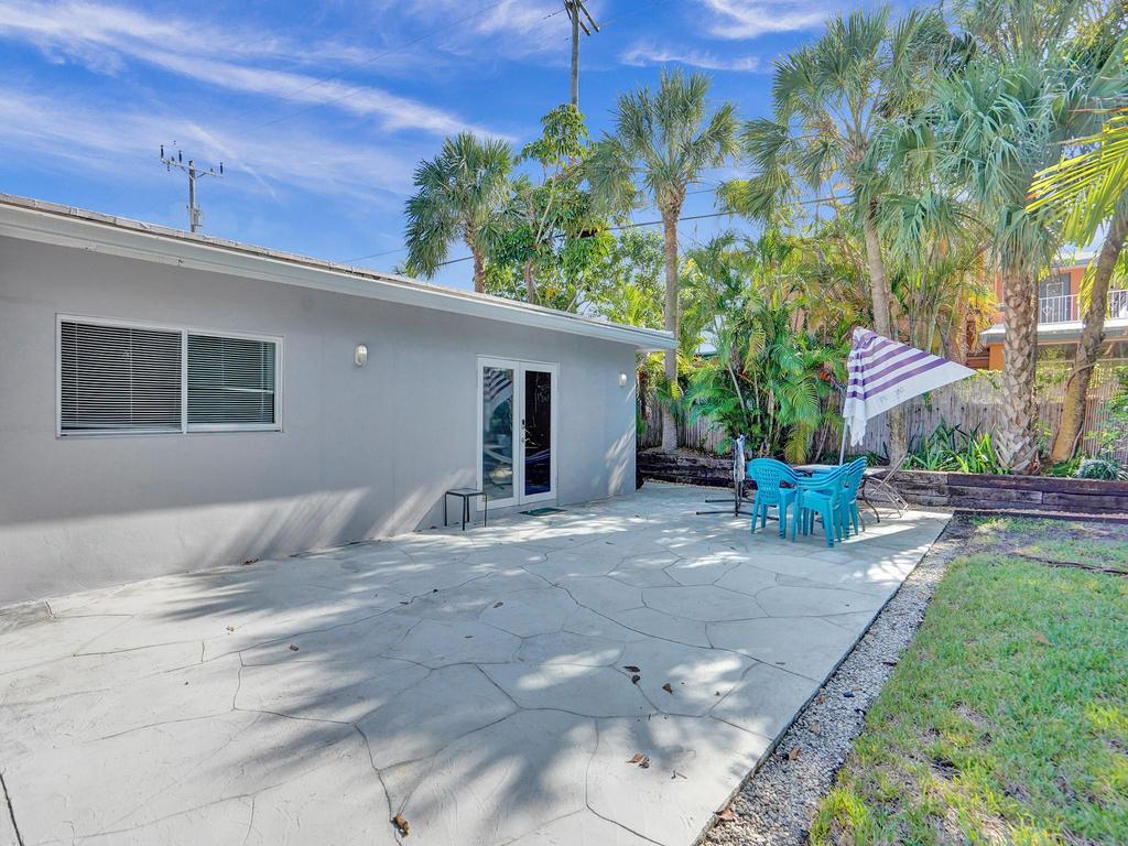 4422 Sea Grape Drive, Lauderdale-By-The-Sea