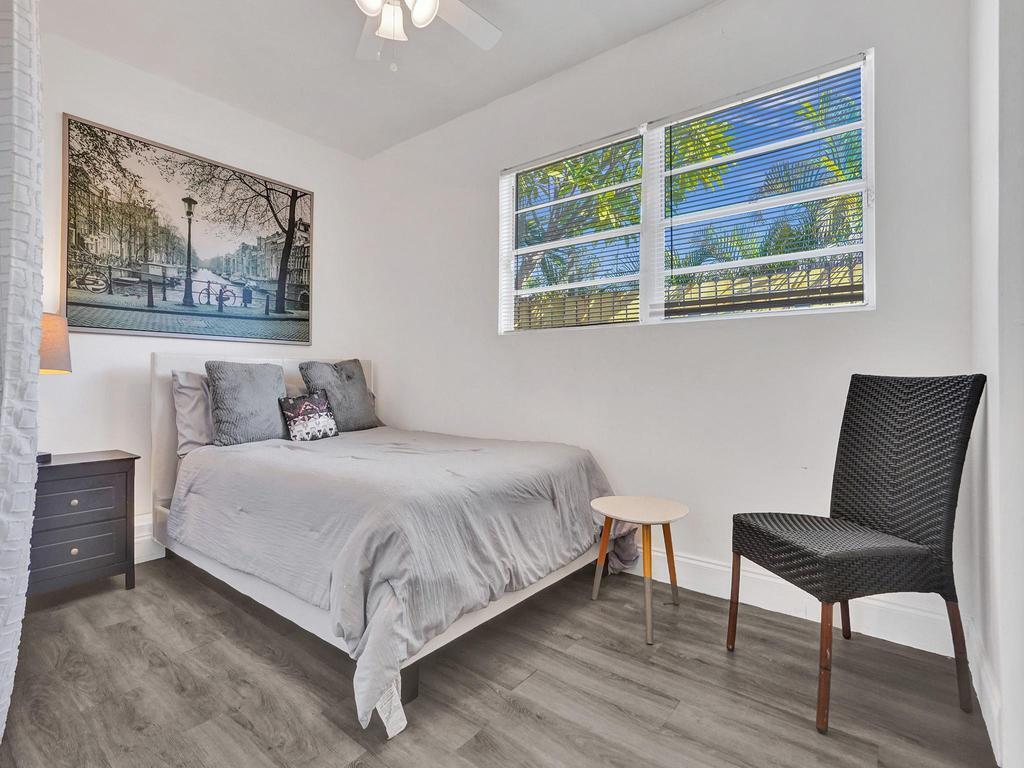 4422 Sea Grape Drive, Lauderdale-By-The-Sea
