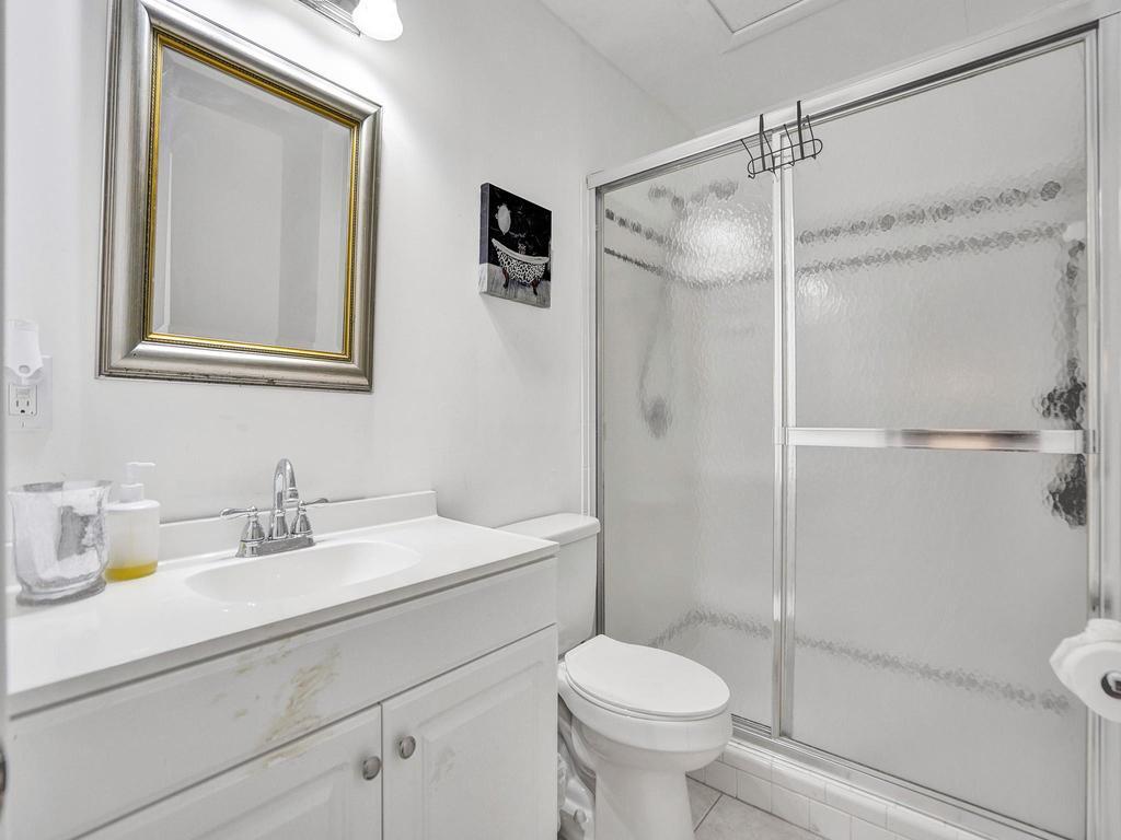 4422 Sea Grape Drive, Lauderdale-By-The-Sea