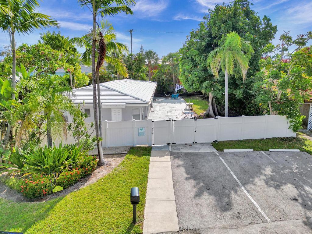 4422 Sea Grape Drive, Lauderdale-By-The-Sea